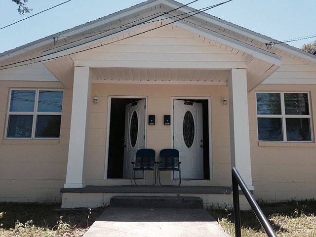 1st image of 2520 Gilmore St