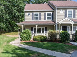 26 Cricket Hill Dr, Merrimack, NH 03054