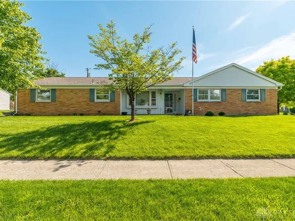202 Hartshorn Dr, Vandalia, OH 45377