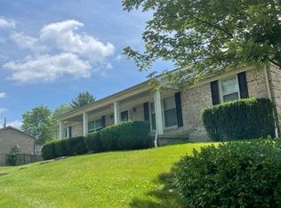 3391 Montavesta Rd, Lexington, KY 40502