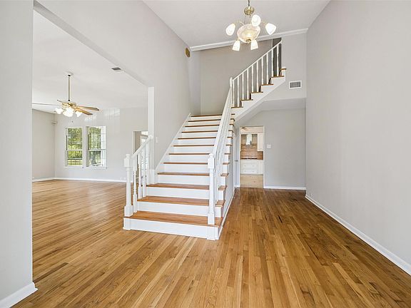 5th image of 13340 Morgan Ln