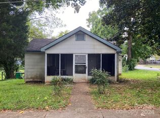 2831 Clyde Dr, Charlotte, NC 28208