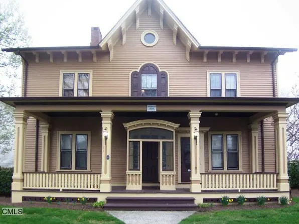 87 Ellsworth St, Bridgeport, CT 06605
