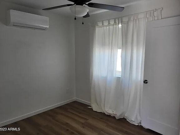 4th image of 1522 W Polk St #2