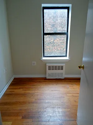 Sold by Manhattan Network Inc. | media 3