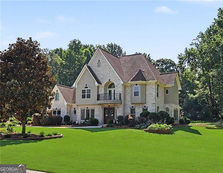 1st image of 53 Saint Ives Cir