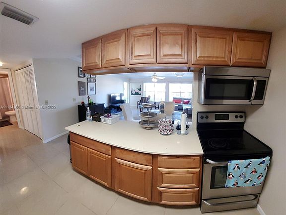 5th image of 6347 LA COSTA Drive #E