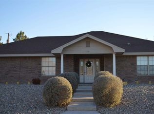 1036 Ivy Dr, Roswell, NM 88203