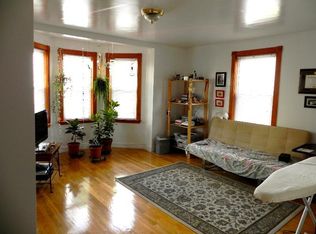 59 Prince St #2, Brookline, MA 02445