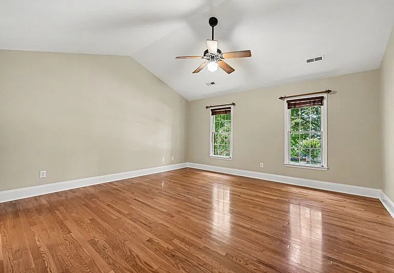 10403 Persimmon Creek Dr — Photo 21