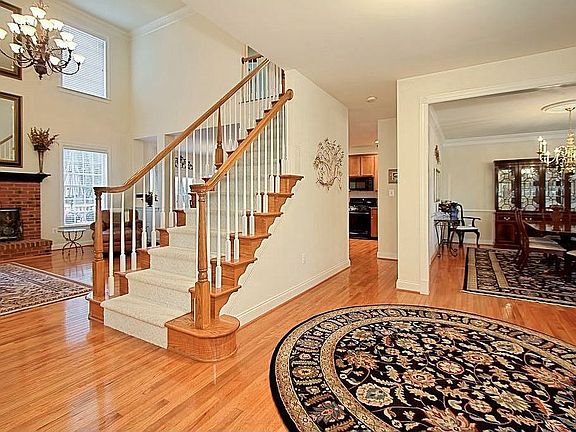 4th image of 5635 Shoal Creek Dr