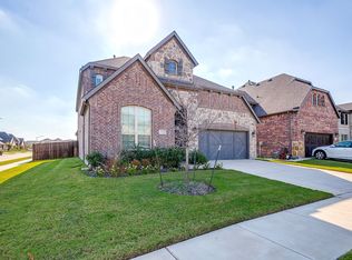 2733 Stadium View Dr, Fort Worth, TX 76118