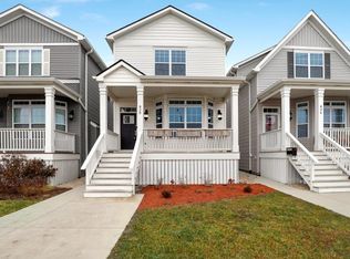 828 W 38th St, Chicago, IL 60609
