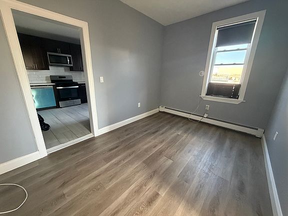 3rd image of 434 Avenue C #7