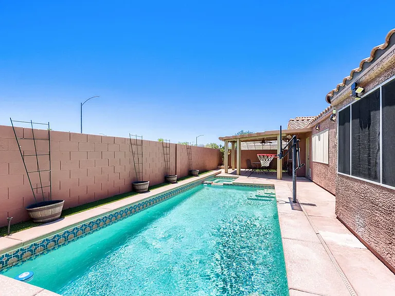 4407 Golden Palomino Ln — Photo 19