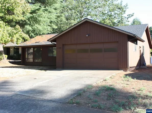 738 J David St SE, Salem, OR 97306