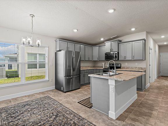 2nd image of 1276 Canfield Cir SE