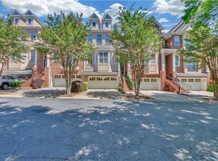 1037 Emory Parc Pl, Decatur, GA 30033