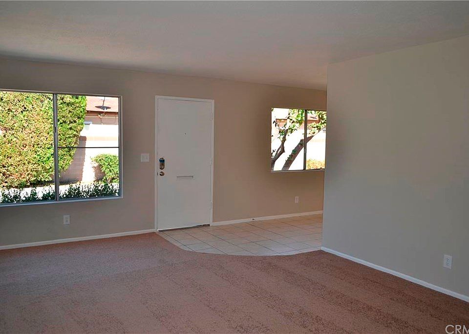 1st image of 15157 1/2 Woodruff Pl
