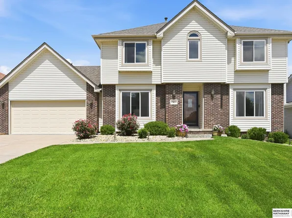 15124 Redwood St, Omaha, NE 68138