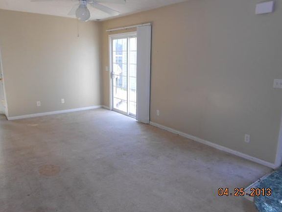 4th image of 5855 River Walk Cir