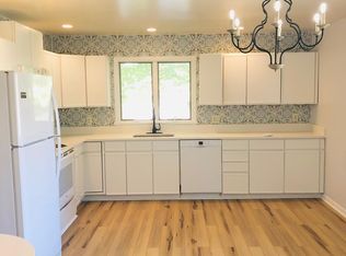 67 Cedar Crest Pl, Norwalk, CT 06854