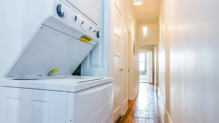 Rented by Nooklyn NYC LLC | media 8
