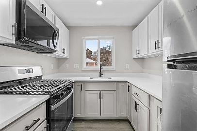 2nd image of 5-45 Bennett Dr #11575656