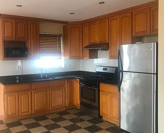 4th image of 8804 23rd Ave Floor 3