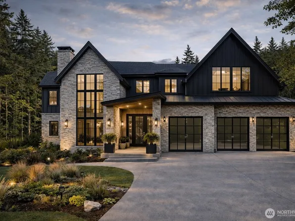 197 B 242nd Avenue NE, Woodinville, WA 98077