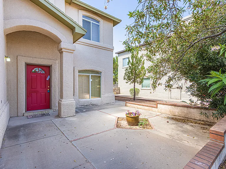 712 Laramie River Ave — Photo 3