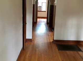 1210 12th St #2, Huntington, WV 25701