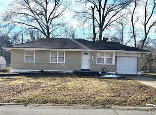 1268 Mead Dr, Saint Louis, MO 63137