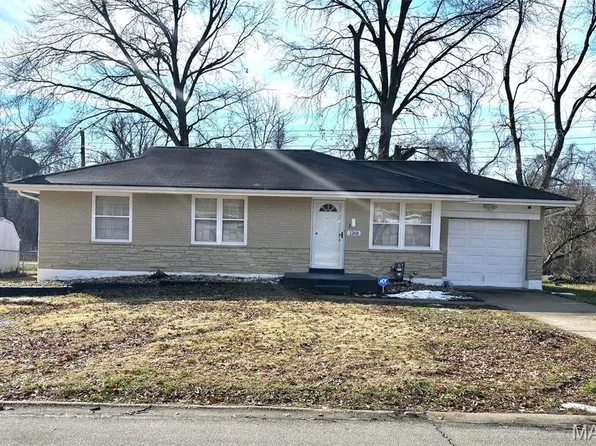 1268 Mead Dr, Saint Louis, MO 63137
