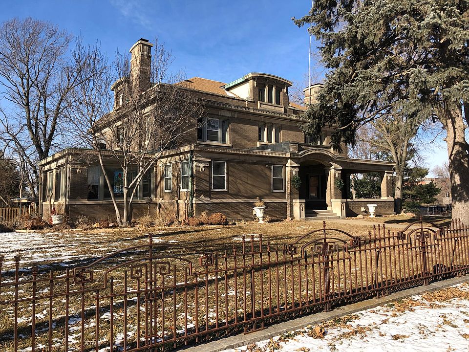 608 S 38th