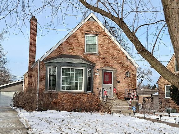 3rd image of 1828 187th St