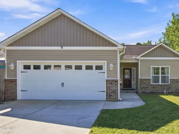 8795 Lanvale Oaks Drive NE, Leland, NC 28451