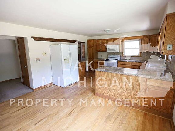 3rd image of 3108 Ottogan St
