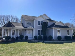 11 Briar Patch Dr, Westerly, RI 02891