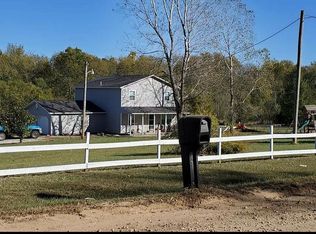 10300 S 670th Rd, Wyandotte, OK 74370