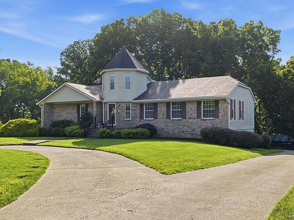 4th image of 47 Woodbriar Ct