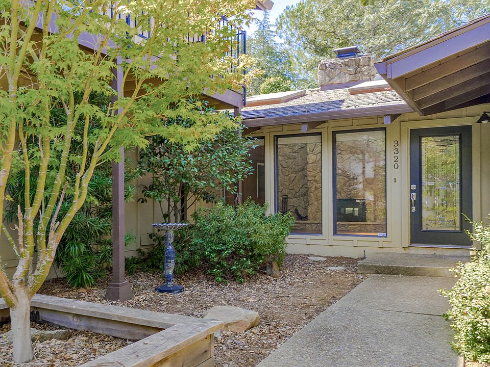 2nd image of 3320 Patterson Way