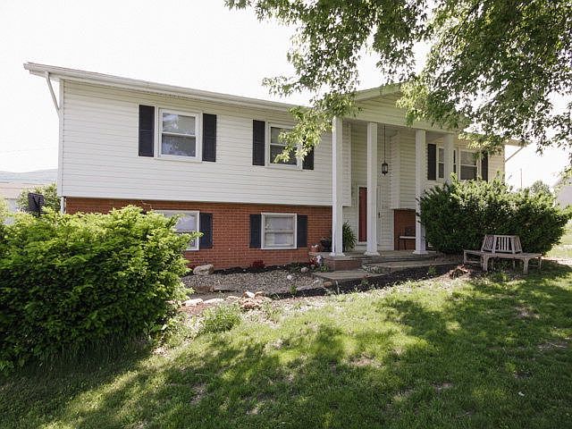 1st image of 6470 E Donnagail Dr