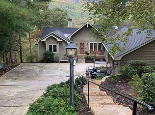205 Hillview Dr, Lake Lure, NC 28746