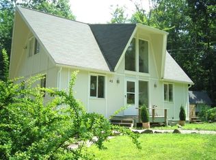 42 Freedom Dr, Collinsville, CT 06019