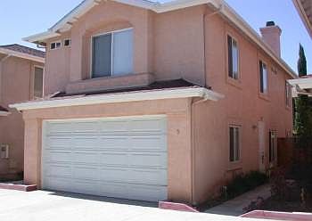 1st image of 547 Hart Dr Unit 5