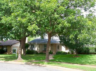 12525 High Meadow Dr, Dallas, TX 75244