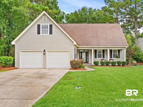 30648 Pine Ct, Spanish Fort, AL 36527