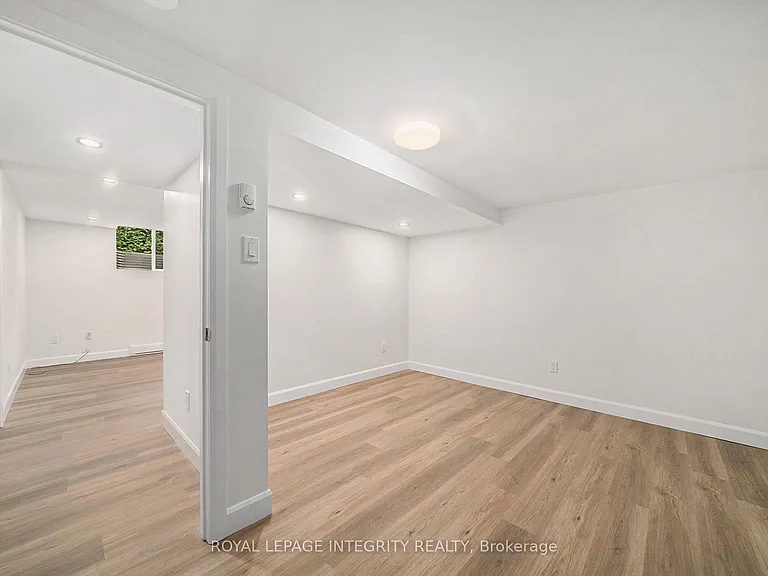 58 Wigan Dr #B — Photo 8