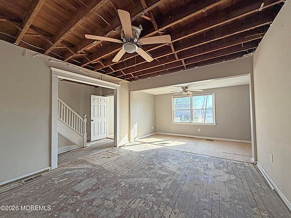 3rd image of 219 Poole Avenue